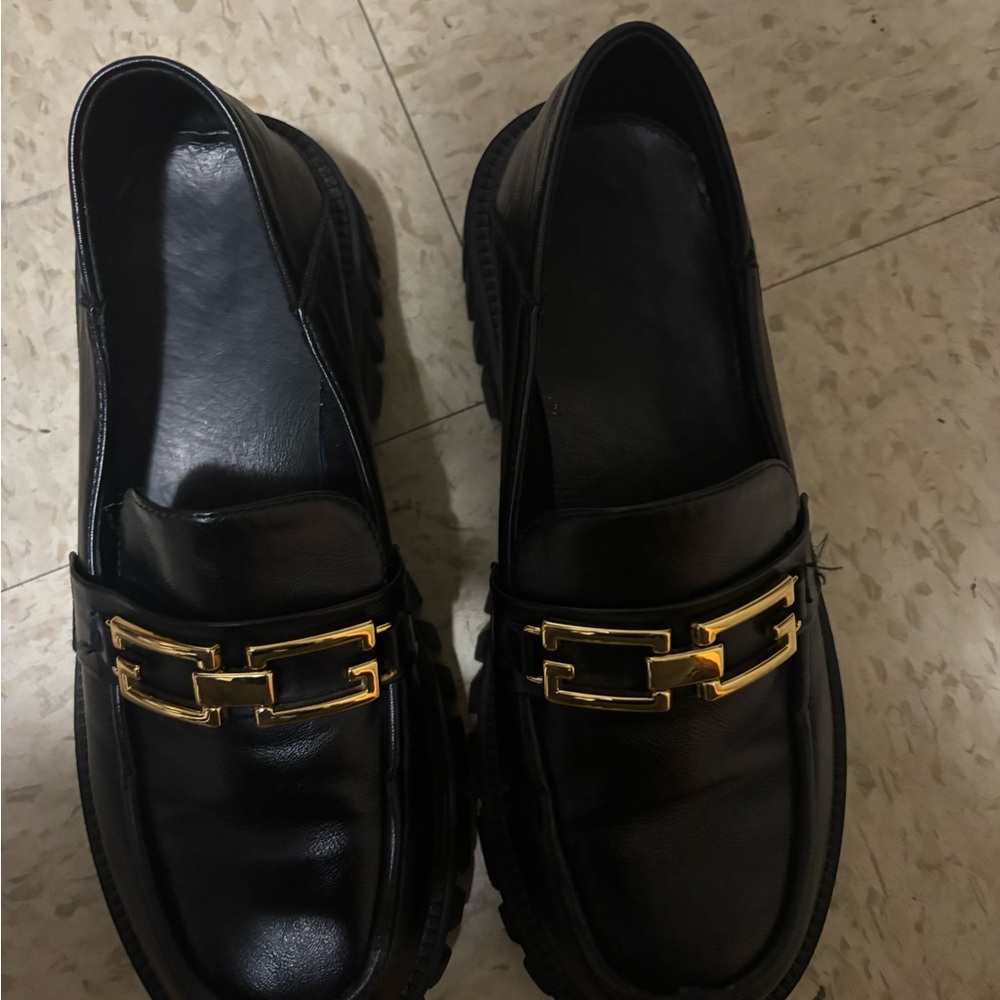 Black Leather Loafers with Gold Accent